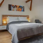 Alpspitze - Familienfreundliche Maisonette In * Mering